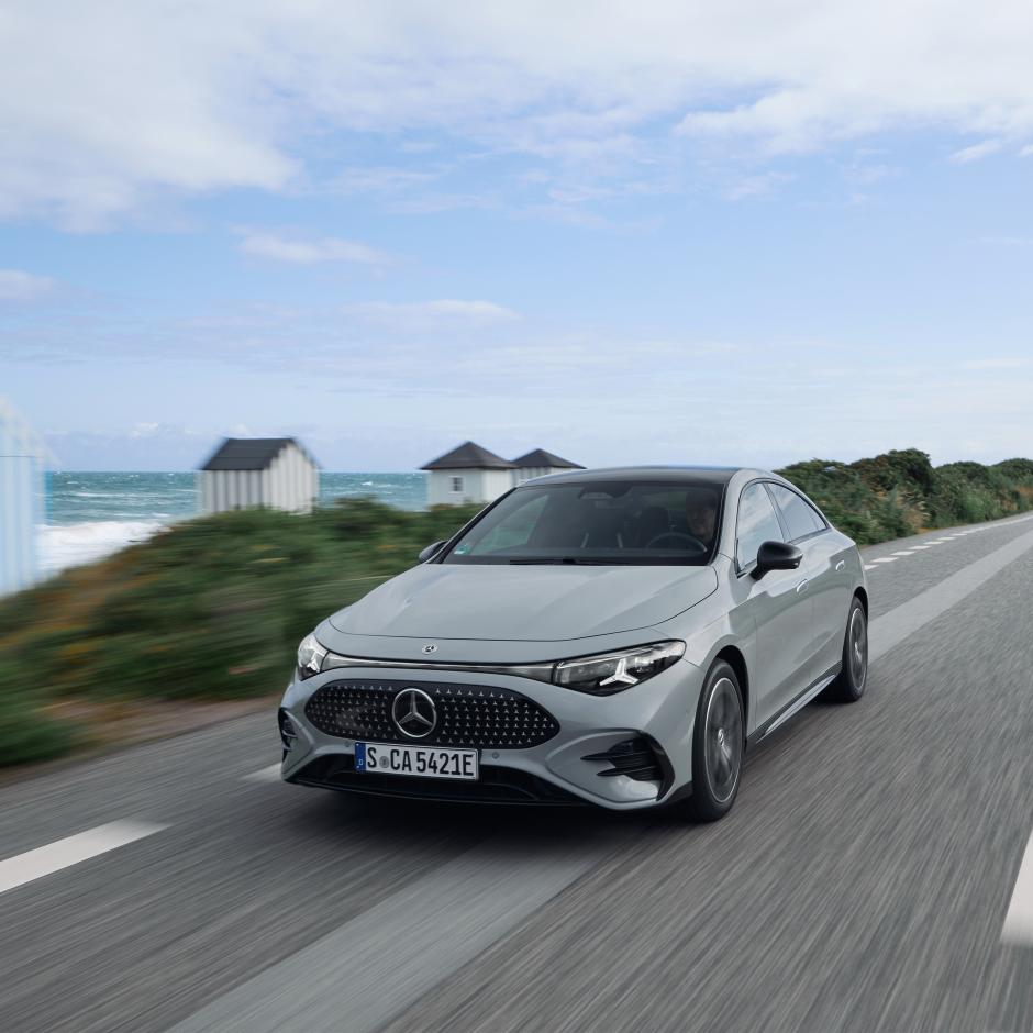 Mercedes-Benz CLA Sedan